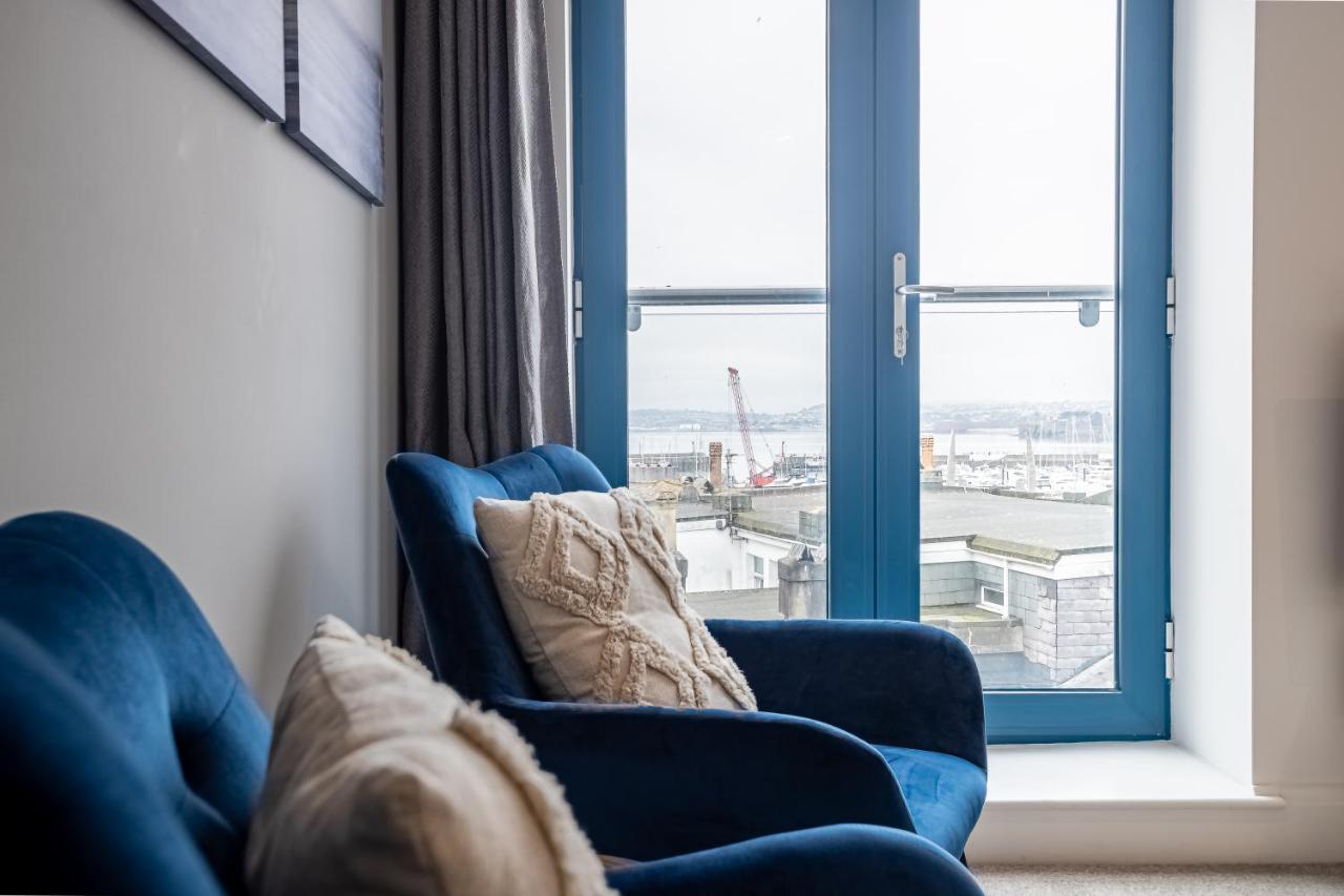 Elegant Fresh Spacious Two Bed Apartment - Juliet Balcony - Sea, Marina, Harbour Views, English Riviera Clock Tower Torquay Exteriör bild